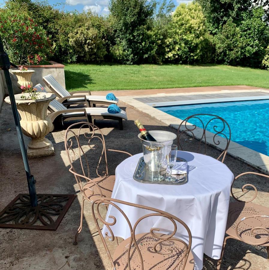 Chateau Ratou Muret Luaran gambar